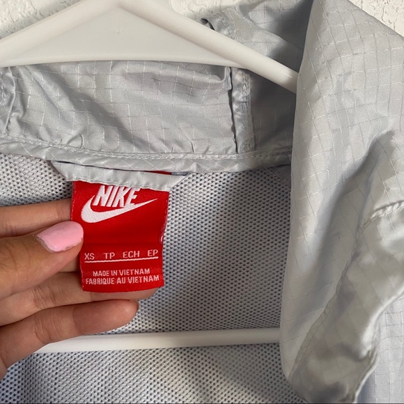 Nike windbreaker - Picture 4 of 10